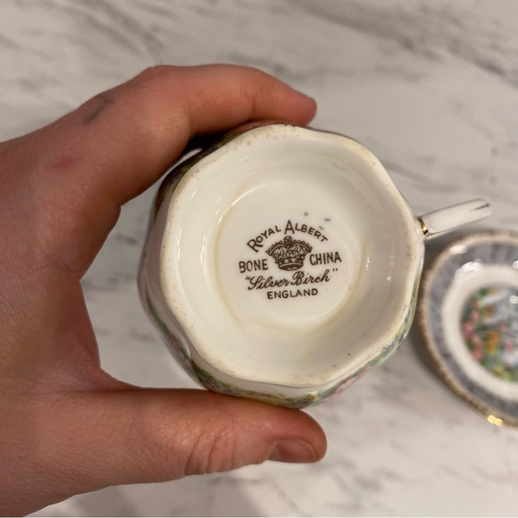 Vintage Royal Albert Silver Birch bone china teacup & saucer - Picture 12 of 12